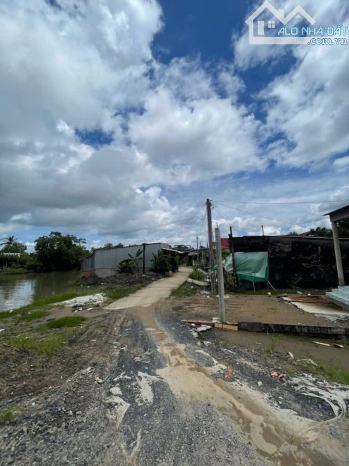 bán đất tặng nhà đầy đủ tiện nghi giá cả hợp lý - 4