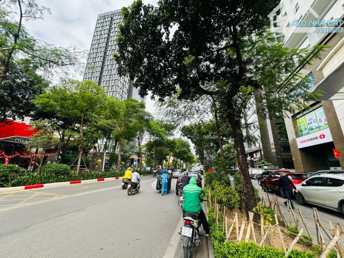 BÁN CHUNG CƯ CAO CẤP 101 LÁNG HẠ – ĐỐNG ĐA. 161M2 – 3PN LỚN. 12,75 TỶ