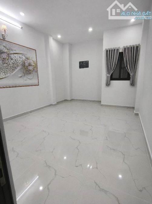 🔥🔥Nhà 4 tầng đường THỚI AN 28 , phường THỚI AN, Q12, dt 71m2 (4mx22m) 💵 6,25Tỷ - 7