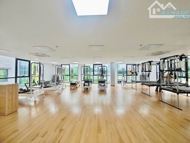 Cho thuê sàn văn phòng Nguyễn Tuân 140m2 chỉ 23tr 3 thoáng PCCC nghiệm thu