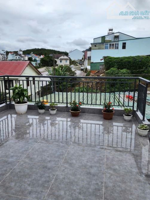 ✨🏡 CẦN BÁN NHÀ CẤP 4 HẺM XE HƠI – ĐƯỜNG HỒ XUÂN HƯƠNG, P.09, ĐÀ LẠT 🏡✨