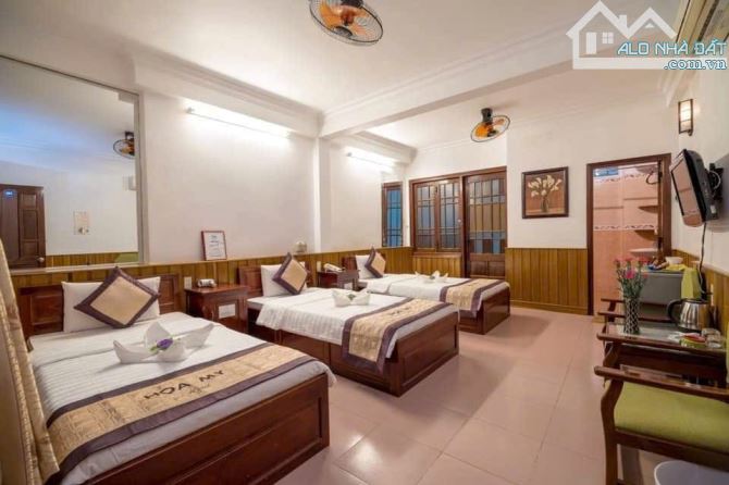 . BÁN CĂN KHÁCH SẠN 20 PHÒNG Ở TP HỘI AN .ĐÀ NẴNG