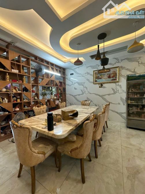 Bán biệt thự mặt tiền đường số 36. DT 468m2 (18x 26m), 5 tầng. Giá 42 tỷ TL - 11