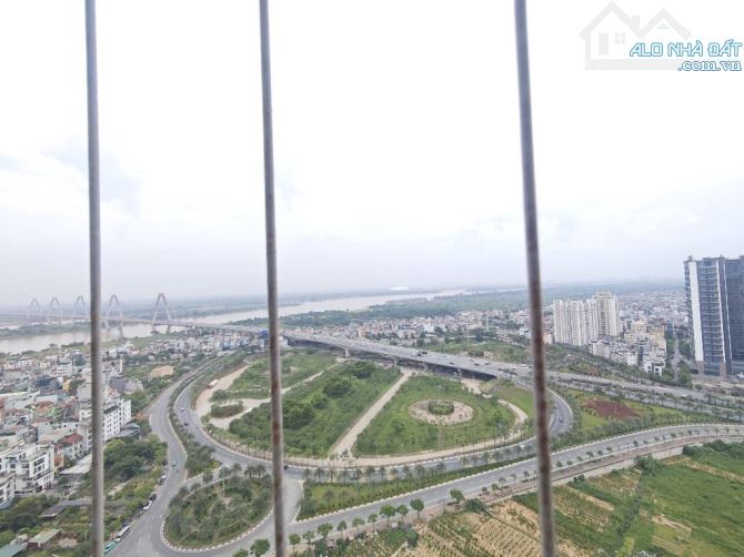 Bán Căn Hộ Sunshine Golden River DT 123,5m 3PN Full NT View Cầu Nhật Tân giá 14,5 tỷ