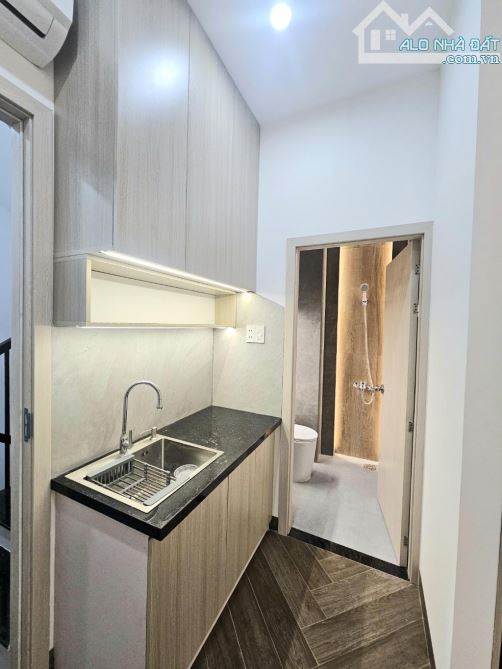 CHDV 4 TẦNG NGAY HOÀNG DIỆU 2 - 4x14.5M - XE HƠI ĐỖ CỬA NHỈNH 9 TỶ - 3