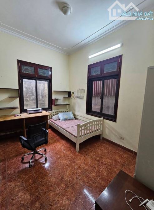 NHÀ PHỐ LẠC LONG QUÂN — DT 93M² — 5 TẦNG — MT 7M — GIÁ 30.8 TỶ