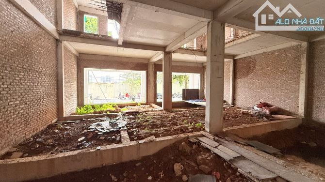 BÁN BIỆT THỰ LIỀN KỀ LOUIS ĐẠI MỖ - NHÀ THÔ HƯỚNG ĐÔNG NAM. 96m2 - 28 Tỷ.