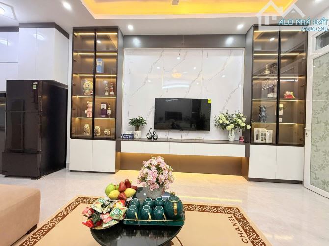 BÁN NHÀ PHỐ KIM GIANG – 5 TẦNG ĐẸP, FULL CÔNG NĂNG SỬ DỤNG - 35M2 - 8.6 TỶ