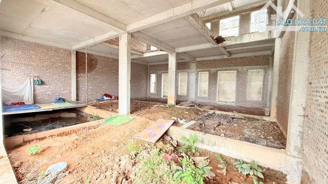 BÁN BIỆT THỰ LIỀN KỀ LOUIS ĐẠI MỖ - NHÀ THÔ HƯỚNG ĐÔNG NAM. 96m2 - 28 Tỷ.