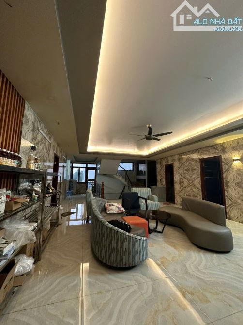 Bán biệt thự mặt tiền đường số 36. DT 468m2 (18x 26m), 5 tầng. Giá 42 tỷ TL - 4