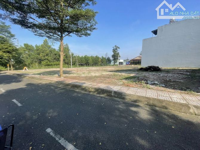 BÁN LÔ GÓC 120M2 (6X20) MẶT TIỀN ĐƯỜN NGAY TRUNG TÂM THÀNH PHỐ THỦ ĐỨC - CHỈ 35TR/M2 - SHR - 8