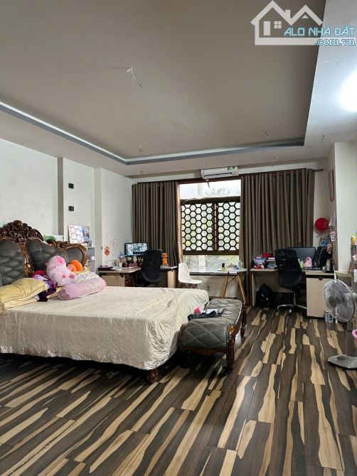 Bán biệt thự mặt tiền đường số 36. DT 468m2 (18x 26m), 5 tầng. Giá 42 tỷ TL - 7