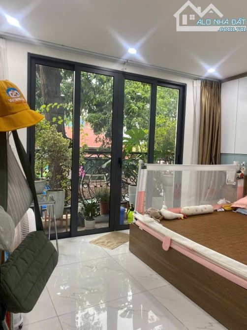 BÁN TOÀ NHÀ MẶT PHỐ LÒ ĐÚC 70m2 - 7T THANG MÁY - MT 5m - 73 TỶ - LÔ GÓC - KINH DOANH ĐỈNH