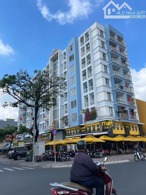 Bán Căn hộ  The Green View MT đường bến bình đông - 67m/2- 2PN F13 Q8