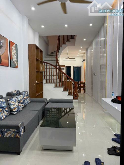 BÁN GẤP NHÀ PHÂN LÔ QUÂN ĐỘI Z179 TỨ HIỆP, 2 THOÁNG TRƯỚC SAU, SỔ VUÔNG