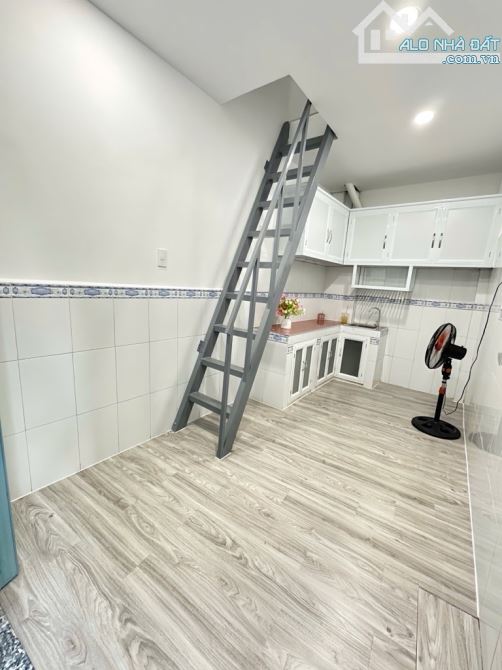 HIẾM BÁN NHÀ QUẬN 6 - 4 TẦNG -1 TỶ 71 - HẬU GIANG - DTSD 30M2 - SHR VUÔNG - O Q HOẠCH