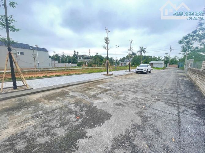 BÁN ĐẤT 84M2  - SÁT TỈNH LỘ 914 NGÃ TƯ LỤC QUÂN - DI CHUYỂN VỀ HÒA LẠC CHỈ 5 PHÚT - 2