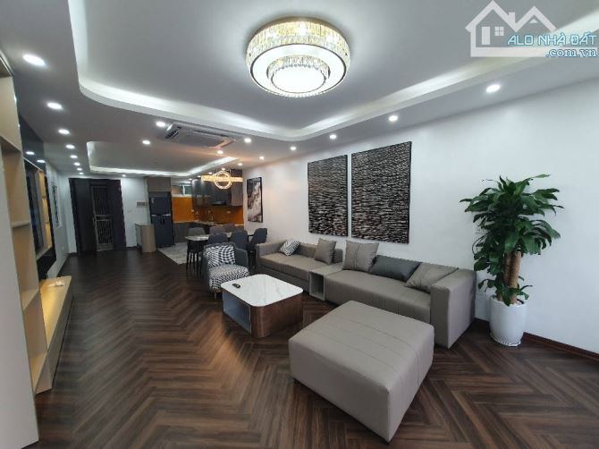 NHÀ VIP: VỊ TRÍ VÀNG – 2 MẶT THOÁNG 61M, 12 TỶ X