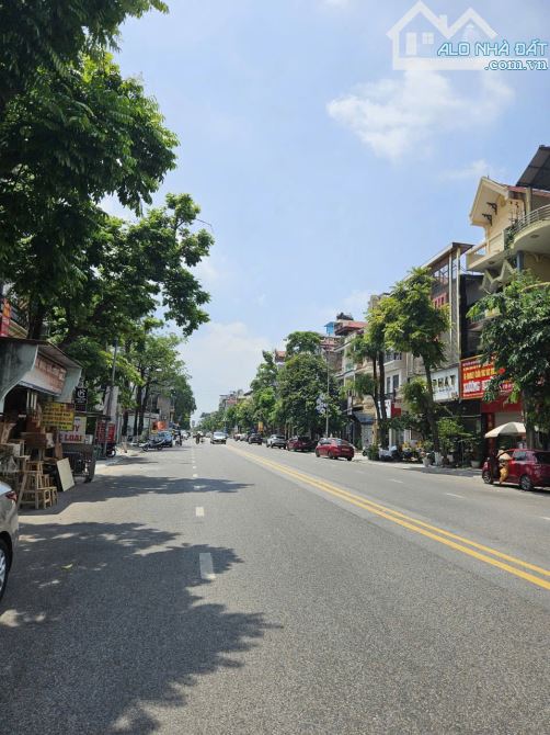 Bán lô đất 3 tầng Nguyễn Trãi áp.Ninh Xá-BN.dt.73m.mt.5,3m.hướng Bắc. giá:14,5 tỷ