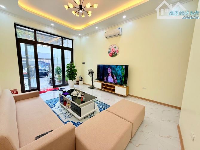 MẶT PHỐ KD TÂY TỰU – 4T THANG MÁY – VH RỘNG – 122M – 25.5 TỶ (ĐTL2530172)