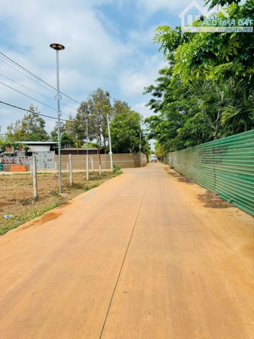 Bán nhanh lô đất eatu ngay ub quốc lộ 14-26