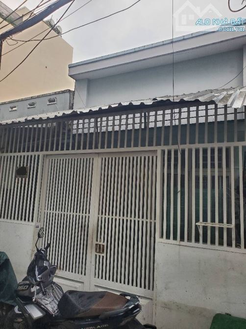 Bán Gấp Nhà Cống Lở , Căn Góc, Ngày Nhà Ga T3, HXH, DT 4,2 x 19 , Giá Chỉ 5,8 Tỷ TL