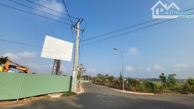 Chính chủ bán gấp lô đất đói diện chung cư mới Bà Rịa