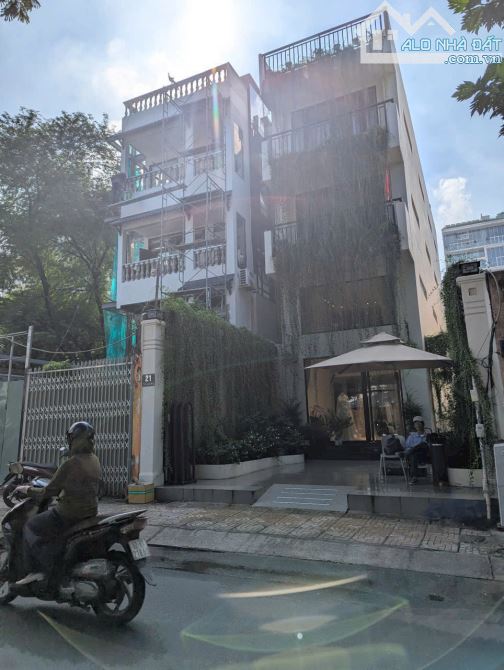 Bán nhà MT Tú Xương P.Võ Thị Sáu Quận 3, DT 6.4x26.2m CN 163.8m2, KC 5 tầng, Giá 89 tỷ