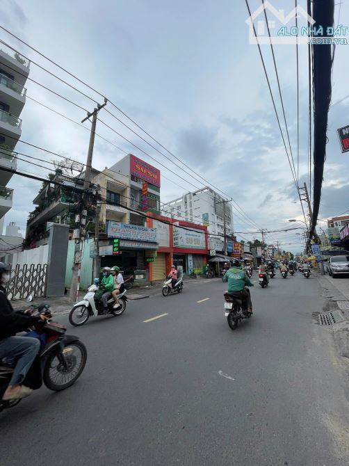 Bán nhà mặt tiền 82 ung văn khiêm ,p25, Bình thạnh , đang cho thuê 200tr/th , giá 61 tỷ tl