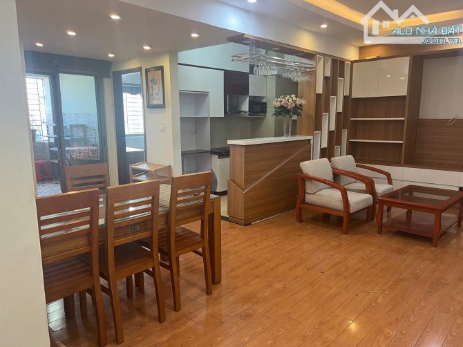 Bán căn hộ Sông Đà - Hà Đông 90m2 2pn 2vs 5,72 tỷ tầng trung, view hồ