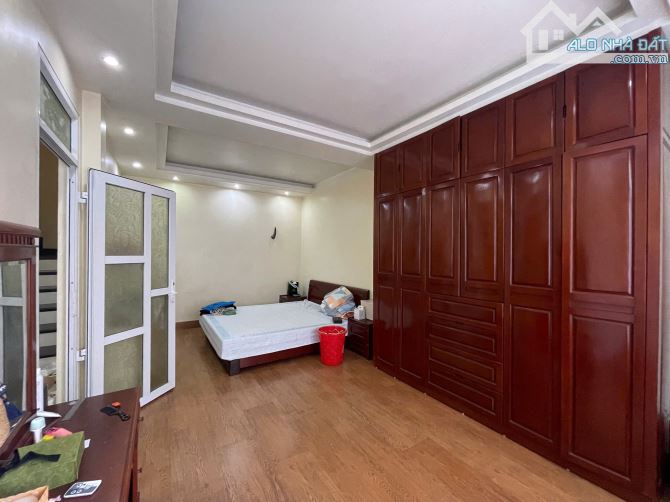 Bán nhà mặt đường Nguyễn Văn linh- hải phòng. Giá rẻ giật mình