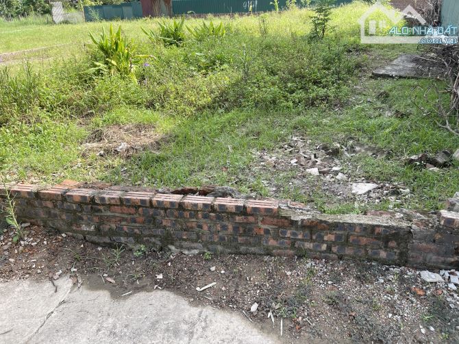 **🏡 BÁN GẤP MẢNH ĐẤT TẠI SÓC SƠN - GIÁ SIÊU MỀM CHỈ 17 TRIỆU/M2 🏡** 📏 Diện tích: 260m²