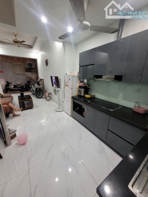 🔥Bán Nhà Phố Yên Lãng, TT Đống Đa, 15m Ra Mặt Phố, DT 30m2, 4 Tầng, Giá 7.5 Tỷ