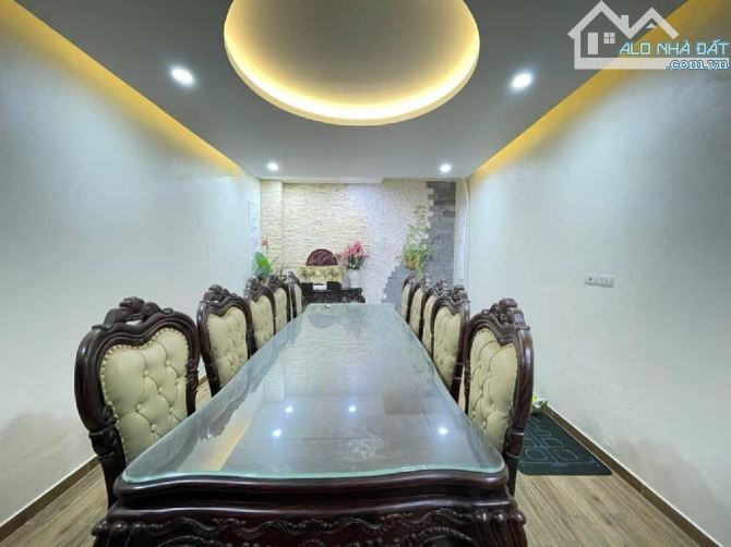 BÁN NHÀ PHỐ TRẦN KHÁT CHÂN - LÒ ĐÚC- PHÂN LÔ - VIP HBT