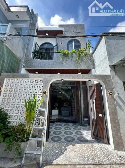 Nhà đẹp full nội thất cao cấp kiệt Đà Sơn 2, gần các trường ĐH
