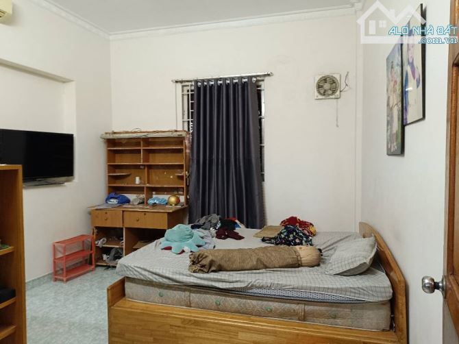 [Q7] 230m2 Nhà 3 tầng + 10 phòng trọ cách HTP 40m chỉ nhỉnh 11.x t.ỷ