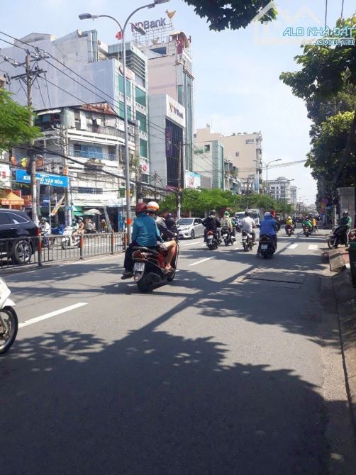 Bán nhà mặt tiền 359 Lý Thường Kiệt, Tân Bình, DT: 4x25m, 4 tầng, giá 29 tỷ