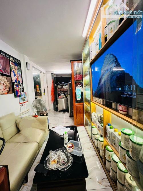Bán nhà Nguyễn Đình Chiểu – Hai Bà Trưng, 20/35m², 5 tầng, giá 8.5 tỷ – Lô góc 3 mặt ngõ