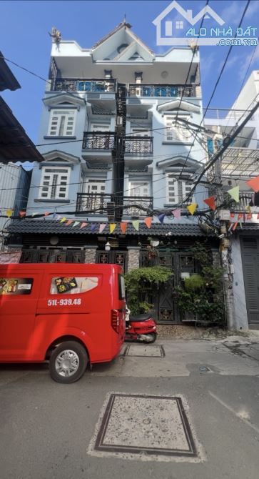 BÁN  GẤP! CHDV 4 TẦNG  24 PHÒNG FULL KÍN  DÒNG TIỀN KHỦNG 100TR/TH , THỐNG NHẤT, P11 GV