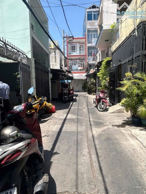 Nhà 4,1x19, giá 6,x tỷ, đường Độc Lập, Tân Quý, Tân Phú, hẻm xe hơi