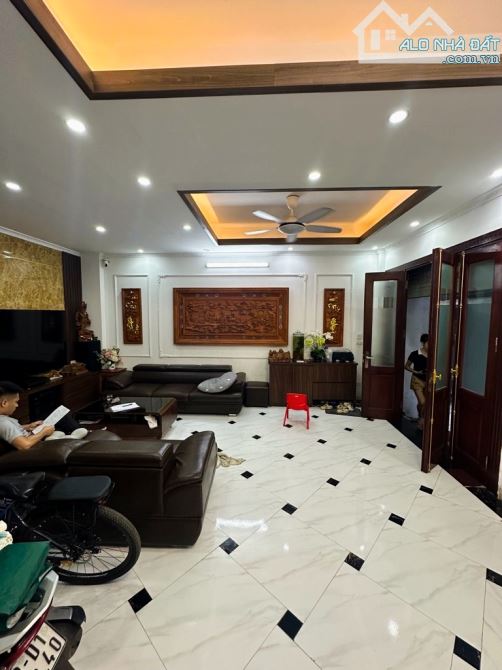 BÁN NHÀ MỚI ĐẸP 4 TẦNG PHỐ TAM TRINH – 55M² – 5 NGỦ – SỔ ĐỎ – GIÁ NHỈNH 6 TỶ
