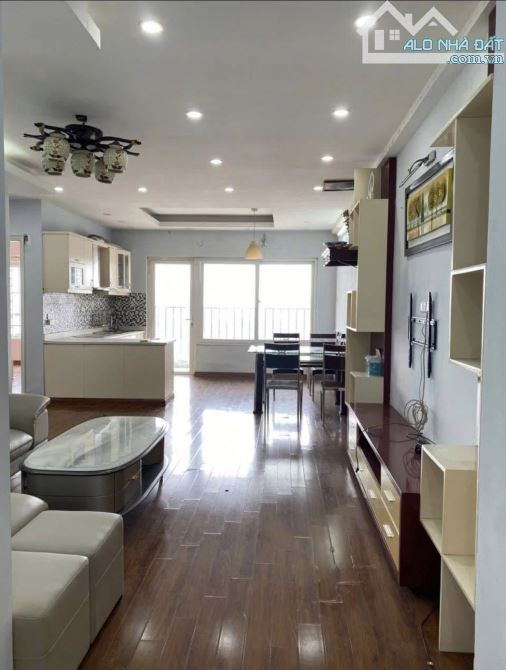 Cho thuê 2 ngủ 92m tòa ct4 Văn Khê, full đồ nội thất, giá chỉ 10 triệu