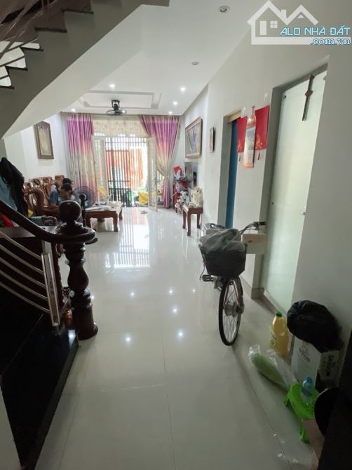 A135 - HẺM XE HƠI GẦN KHU TÊN LỬA, NHÀ 4 TẦNG, 4X16M, CHỈ 6 TỶ HƠN