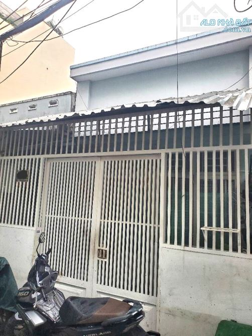 CĂN GÓC 2 MẶT HẺM- SÁT MẶT TIỀN- CỐNG LỞ- TÂN BÌNH -DT 77M2- 2 TẦNG- CHỈ 5.XTỶ
