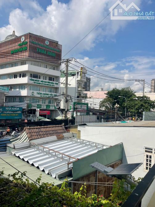 Cho Thuê nhà MT Nguyễn Thị Thập Q7 giá : 20 tiệu