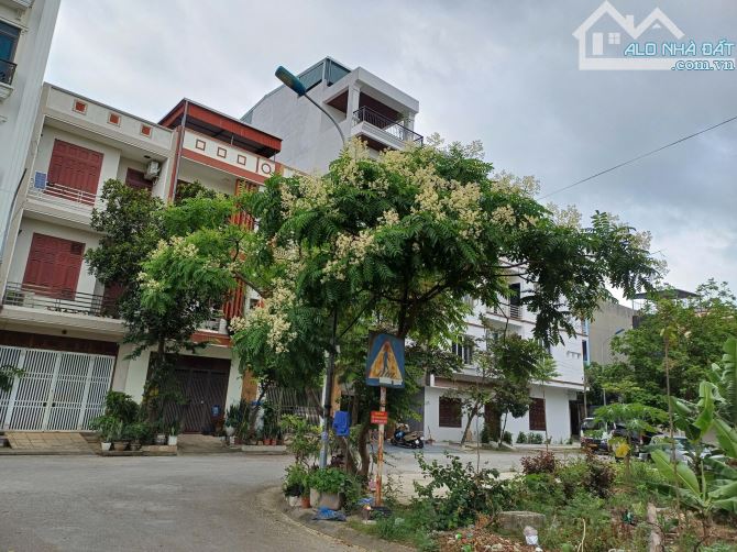Cần bán lô đất giãn dân khu 4 Đại Phúc, Bắc Ninh