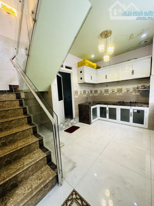 NHỈNH 4 TỶ - MẶT TIỀN 8M KINH DOANH - 56M2 ( 4 x14) - 2PN - BÌNH TRỊ ĐÔNG A, BÌNH TÂN
