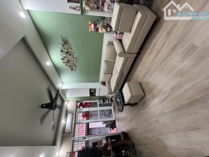 BÁN NHÀ ĐẸP LÂM DU - BỒ ĐỀ 4 TẦNG 60m - HƠN 9 TỶ