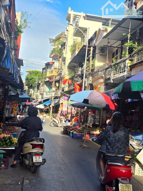 Chào bán căn nhà mặt đường Lý Thường Kiệt, Hồng Bàng DT: 87.8m MT: 4.7m Giá: 13 tỷ 650tr