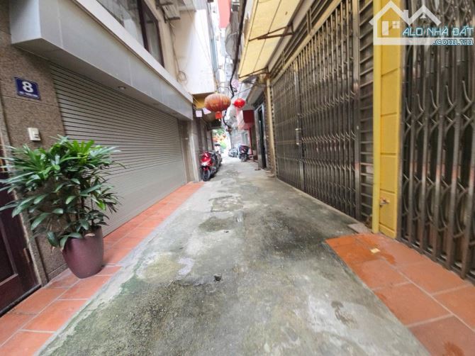 SIÊU HIẾM – NHÀ MẶT NGÕ SÁT PHỐ TRƯỜNG CHINH – CHÂN CẦU VƯỢT NGÃ TƯ SỞ – CHỈ 9 TỶ!!!